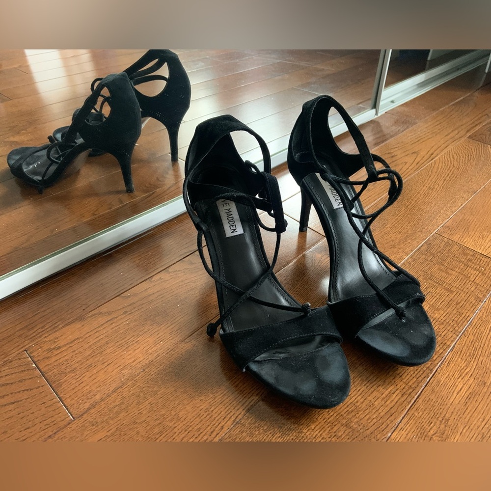 Steve Madden 3” lace-up heels in black